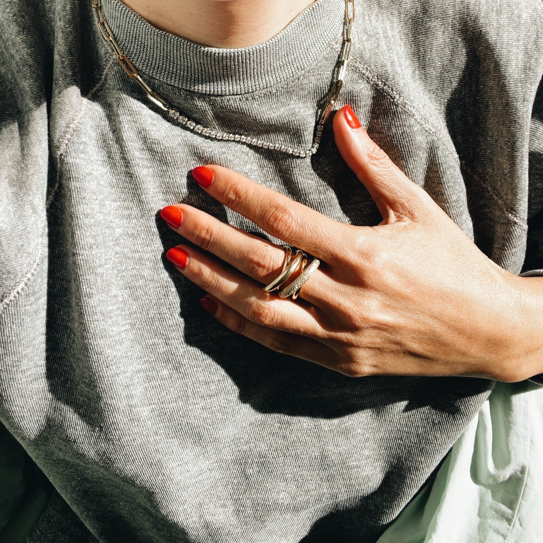 Twin Tusk ring in yellow gold, reflecting balance, seamlessness, and the Artigas sisters’ unity - Gabriela Artigas