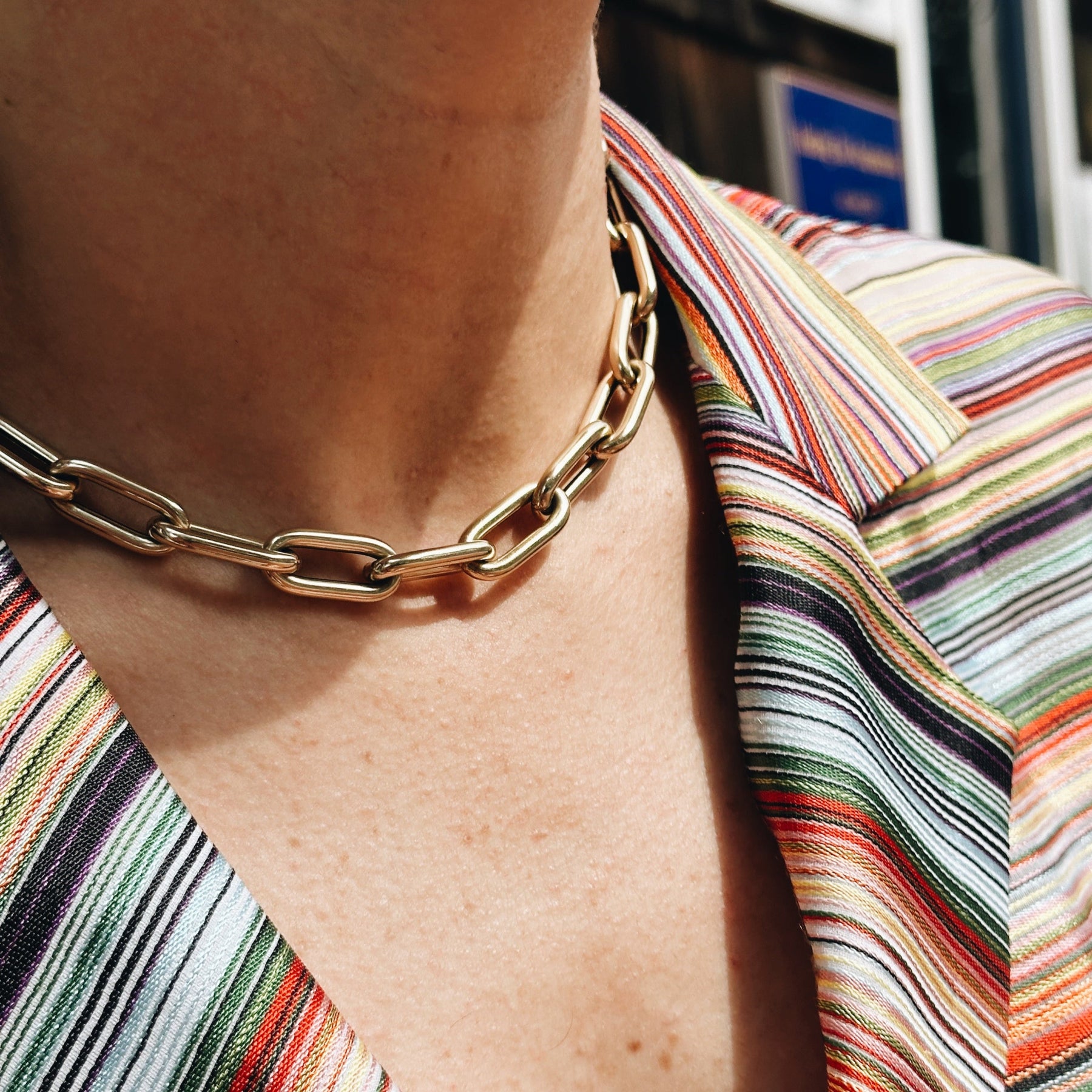 gold chain necklace featuring a sleek tusk clasp - Gabriela Artigas