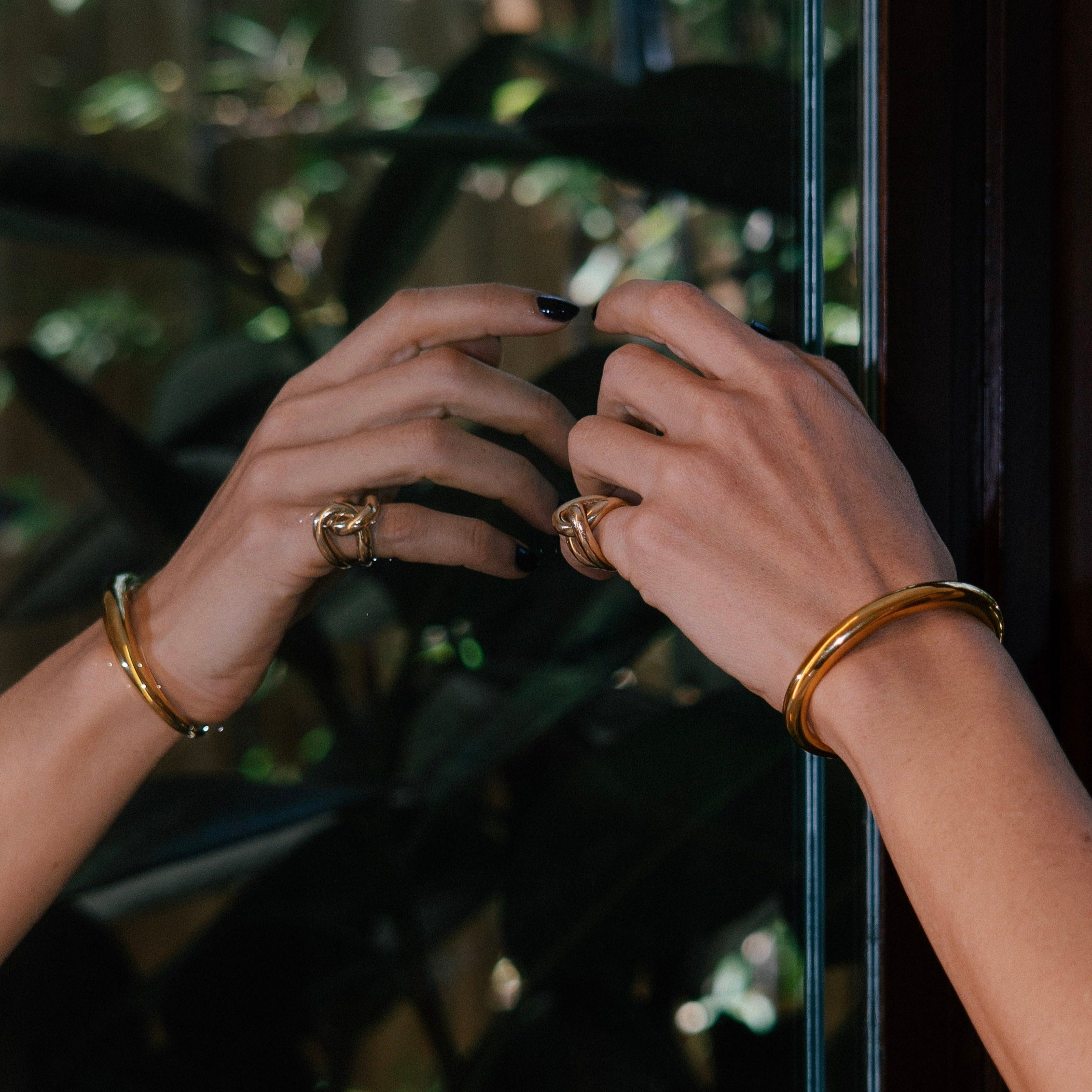 Crafted in 14K yellow gold, this Original Infinite Tusk Cuff tapers elegantly as it encircles the wrist, offering a standout statement with its flexible design, wearable with the opening up or down to suit your style - Gabriela Artigas
