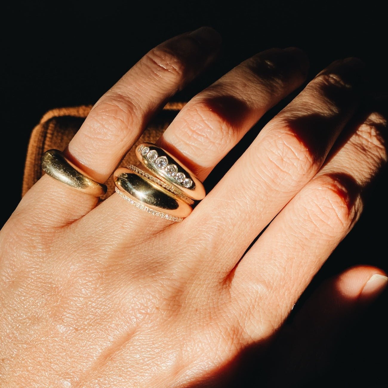 Small Balloon Ring with Ascending White Diamonds - Gabriela Artigas + CO