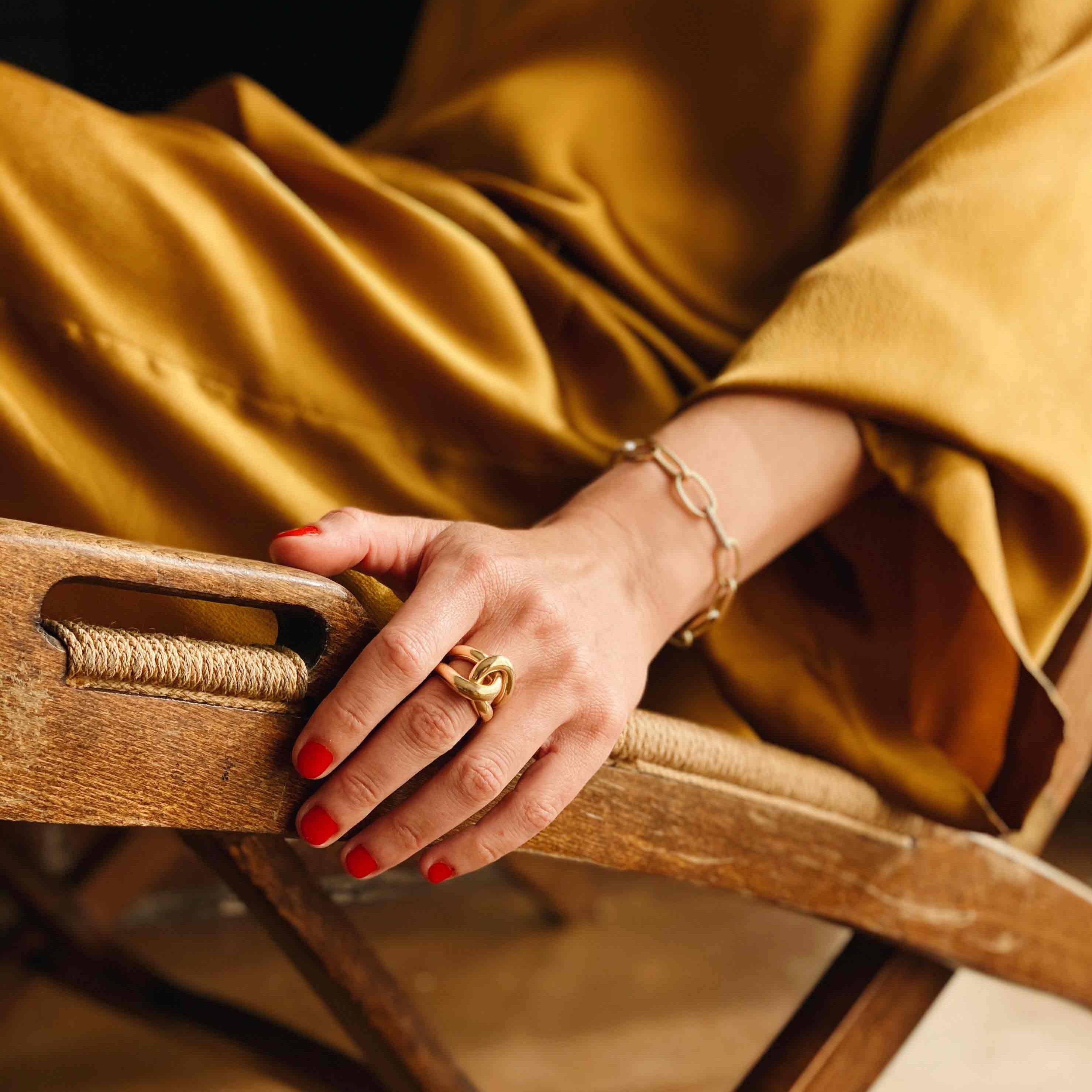 Stylish yellow gold-plated ring featuring an oversized classic link design - Gabriela Artigas