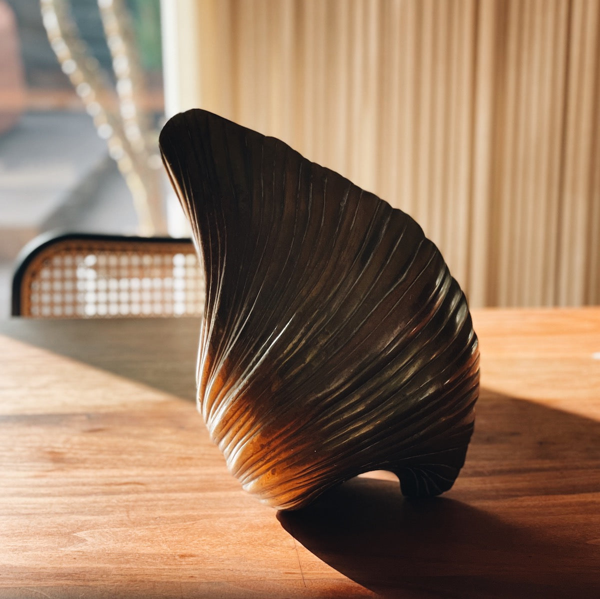 Impressive large shell sculpture made from durable brass material - Gabriela Artigas