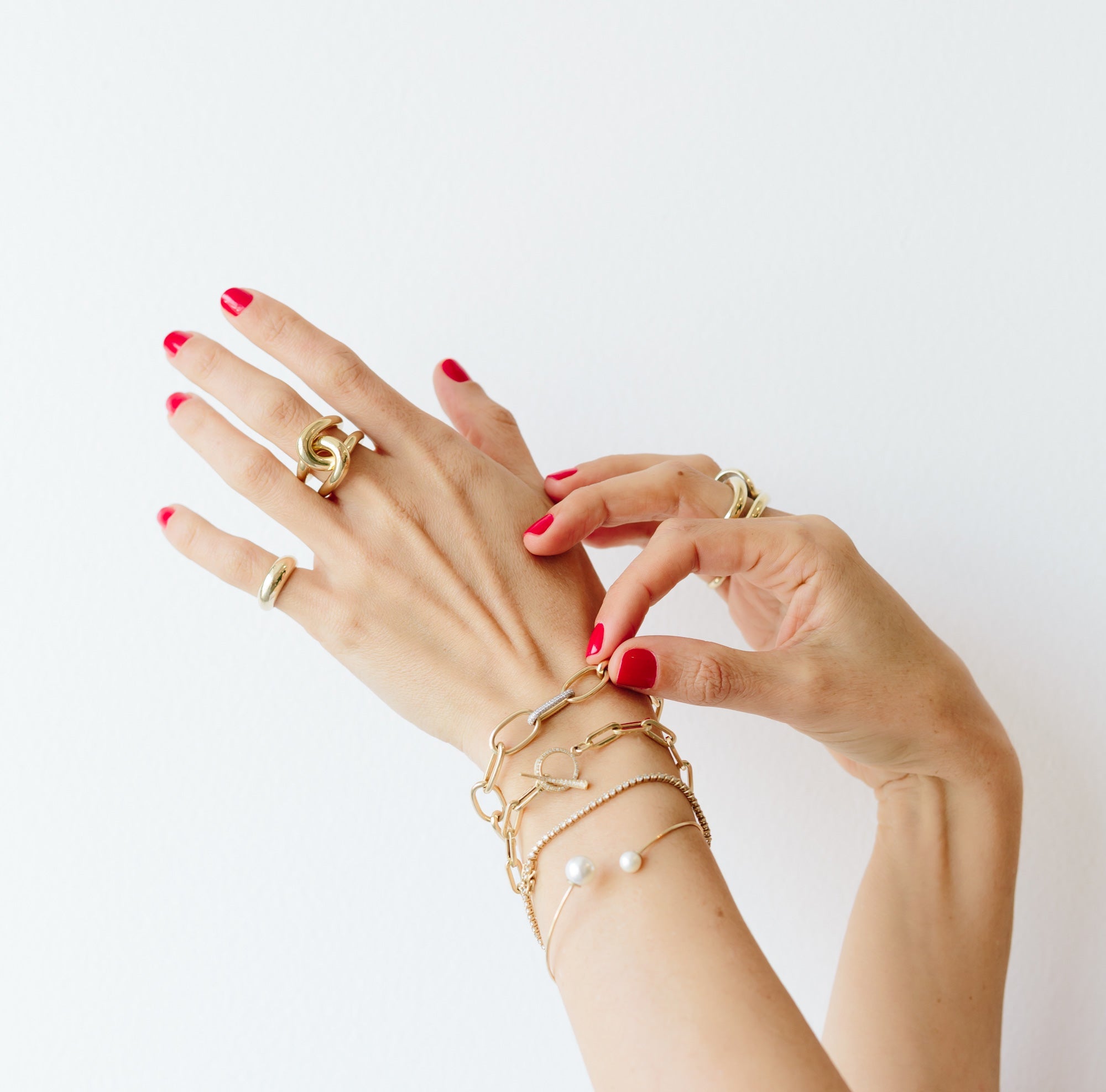 Elegantly stacked with perfection - Gabriela Artigas + CO