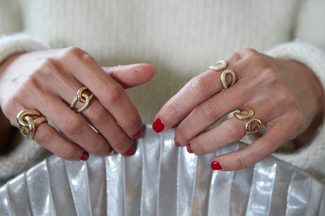 Ring Ring, You Called? - Gabriela Artigas + CO