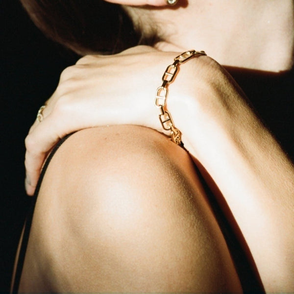 Fine Stirrup Chain Bracelet - Gabriela Artigas