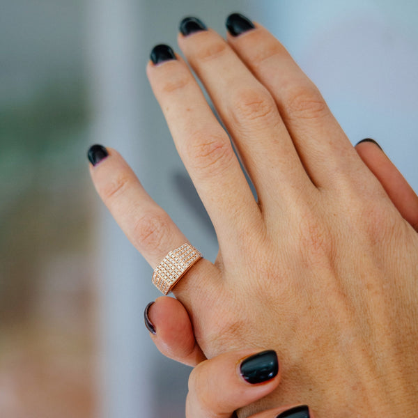 Cut Out Pedestal Ring with White Pavé Diamonds - Gabriela Artigas