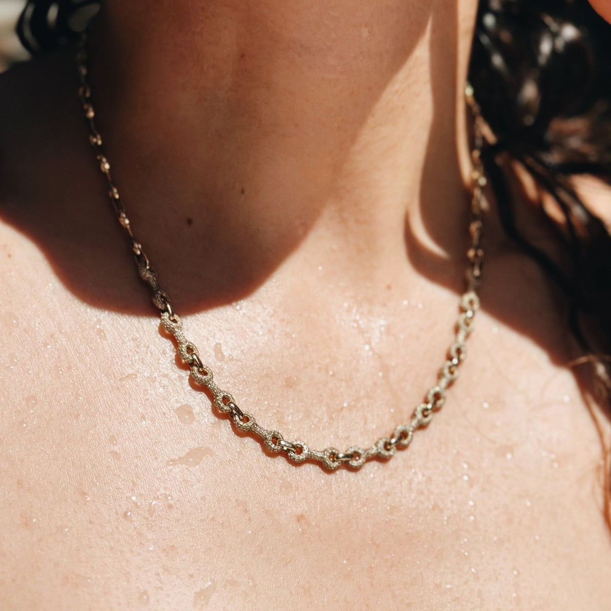 Continuo Chain Necklace with Pavé Links – view 2