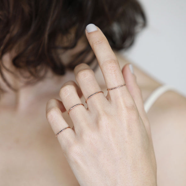 Mini Axis Ring With Black Pavé Diamonds - Gabriela Artigas