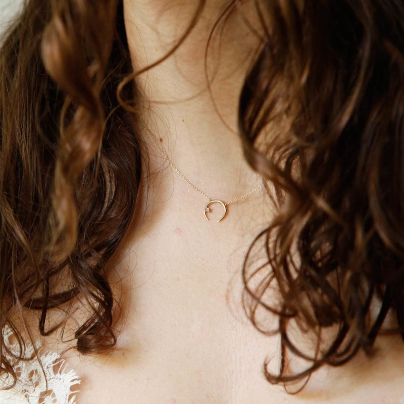 Mini Rising Necklace With White Diamond - Gabriela Artigas