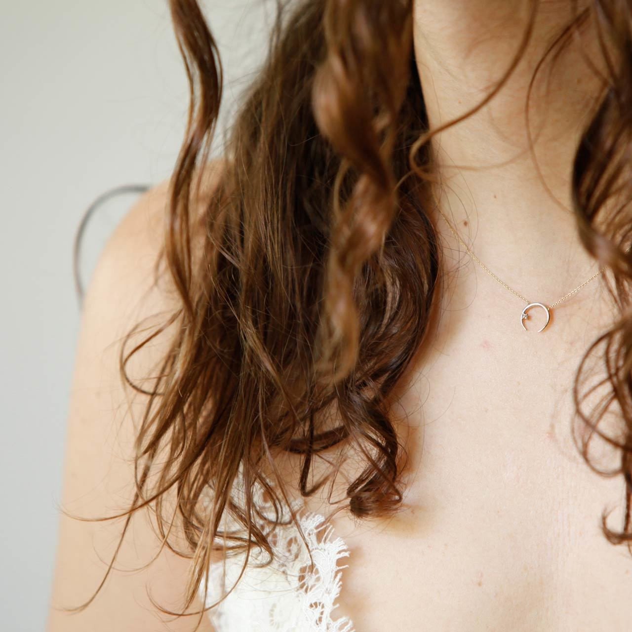 Mini Rising Necklace With White Diamond - Gabriela Artigas